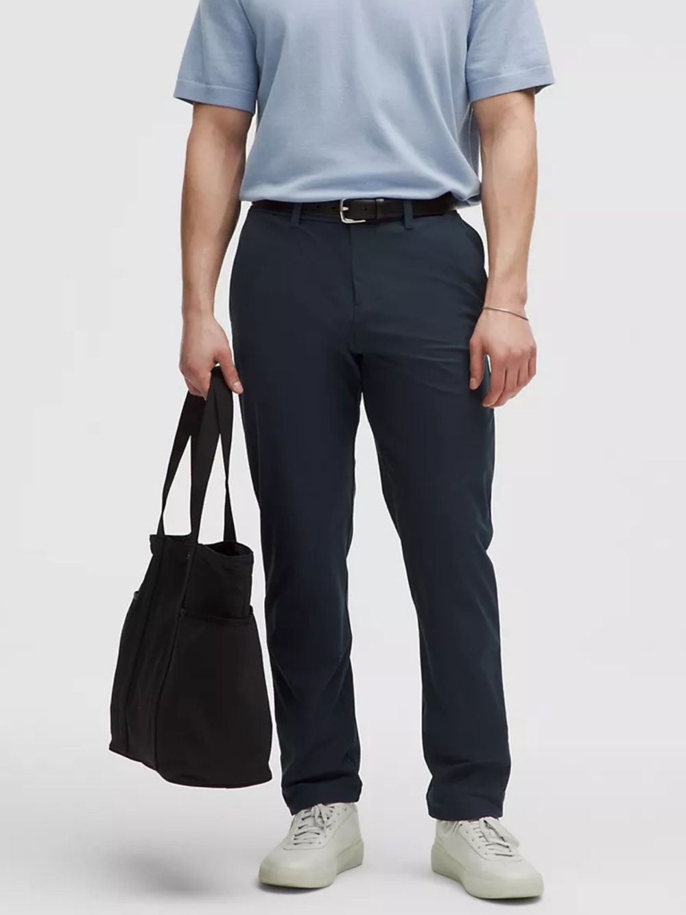 LULULEMON | Classic Fit ABC Trouser in Navy | 31